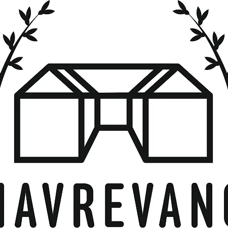 Havrevang Lonstrup, Luksus Ferielejligheder